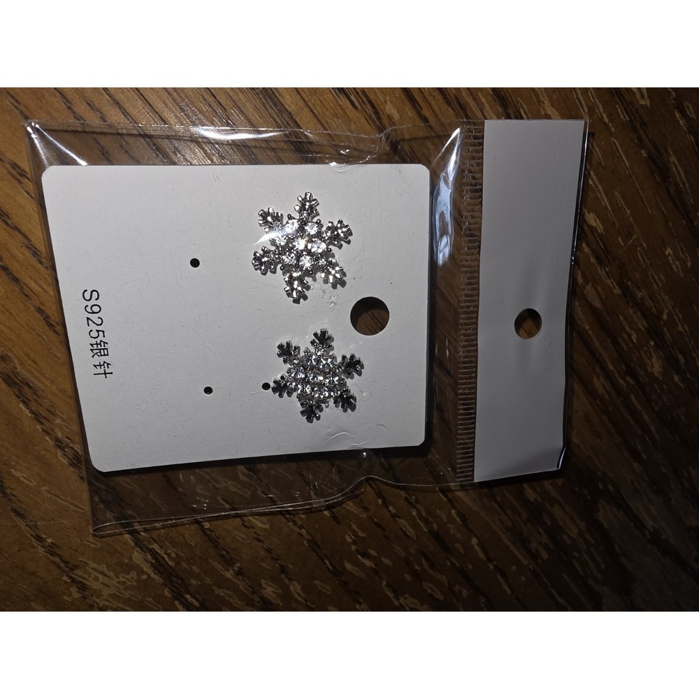 Sterling Silver Snowflake Earrings